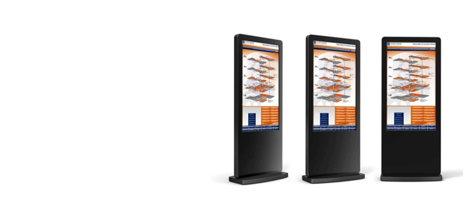 Tre sorte totems med 50" displays står side om side på hvid baggrund.